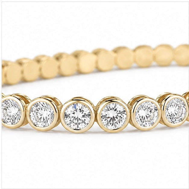 Essential Bezel Flex Bangle