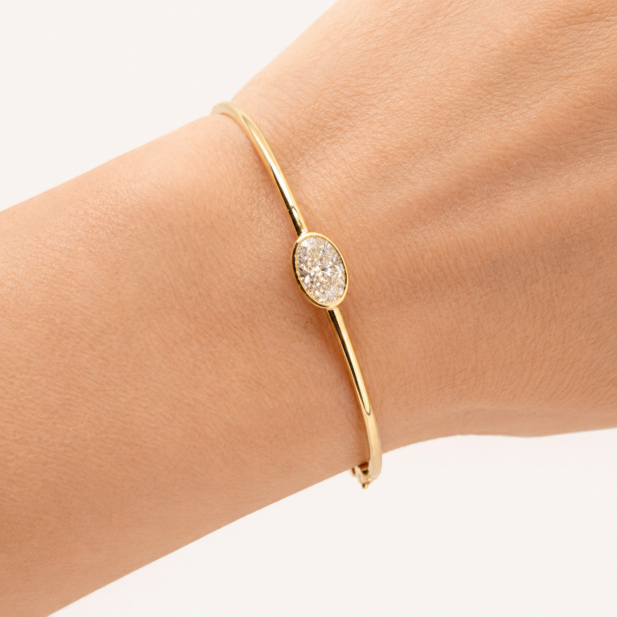 The Essential Oval Bezel Bangle