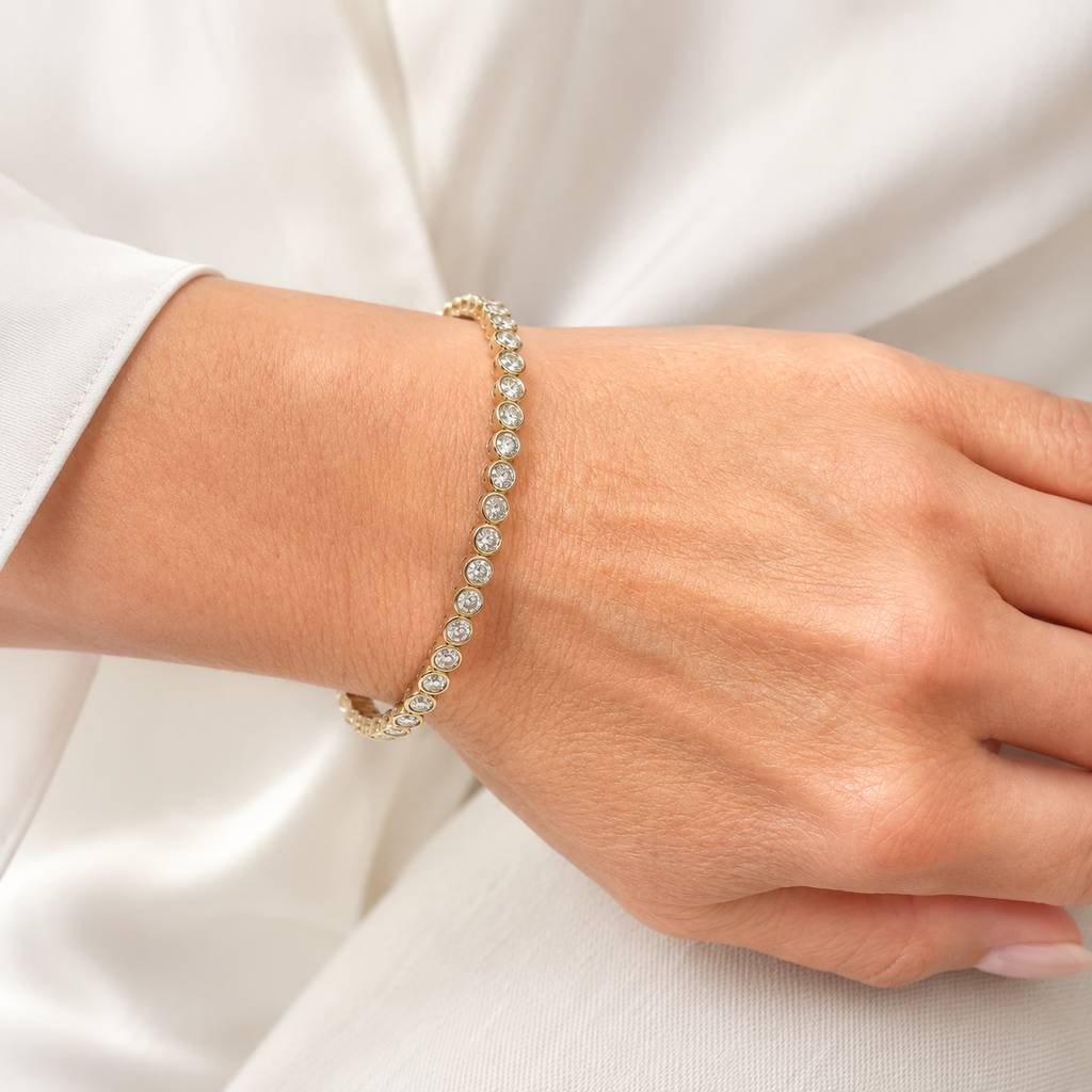 Essential Bezel Flex Bangle
