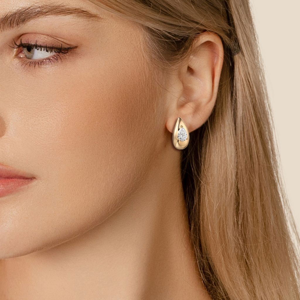 Contour Pear Lab Diamond Studs