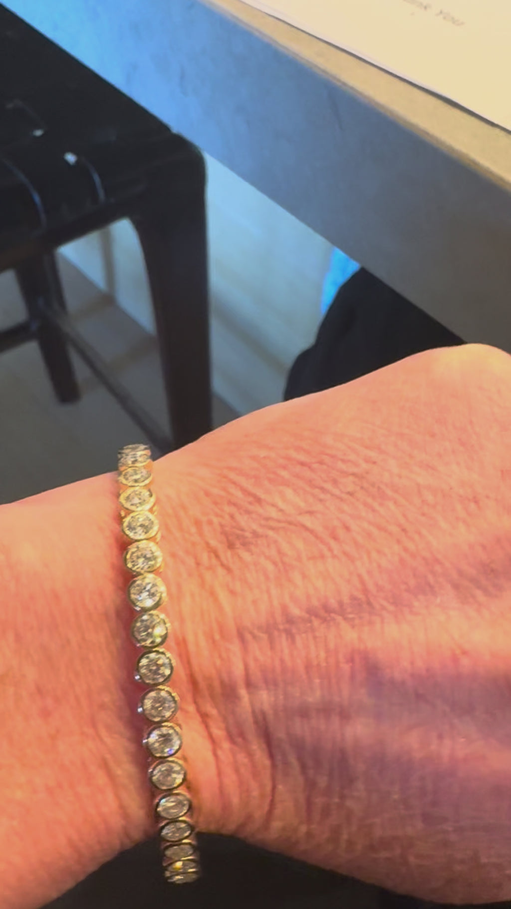 Essential Bezel Flex Bangle